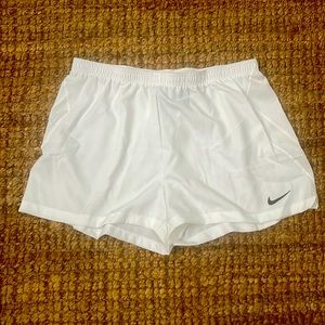 Women’s Nike Dry Football & Soccer White Shorts Size Large